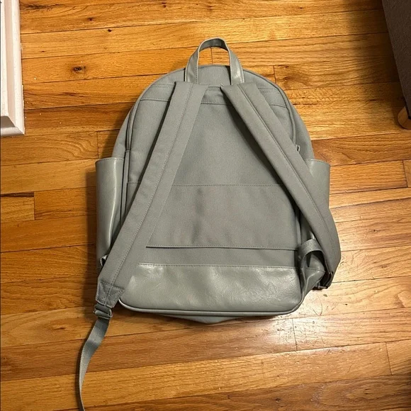 Beis The Travel Backpack - Picture 7 of 8